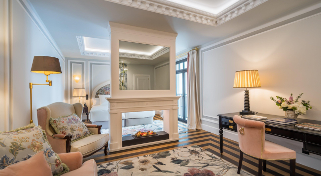 Двухместный полулюкс Gran Hotel Claridge Granada - Preferred Hotels & Resorts