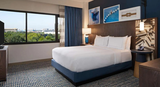Двухместная студия DoubleTree Suites by Hilton Orlando at Disney Springs