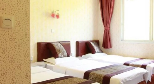 Tianqiao Nongjialle Hotel, Varaa Hotelli Hotellit Sichuan pysäköinnillä, Pysäköinti
