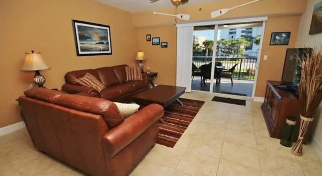 Oceanwalk 12-206 Apartment 2