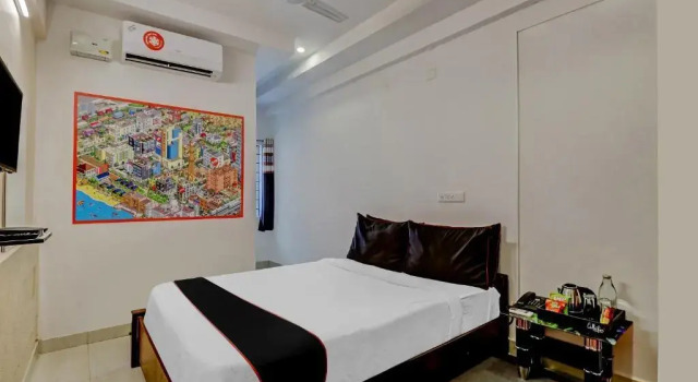 OYO 78581 Collection O Raj kamal stay inn, Rezervovat Hotel Yelahanka 