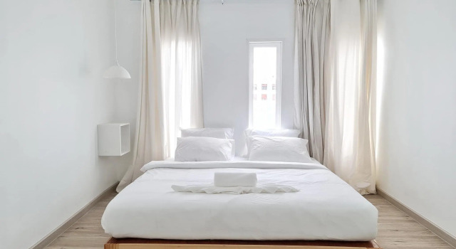 De'white Hotel, Book Hotel Ban Khao Yai Chum Rayong Province