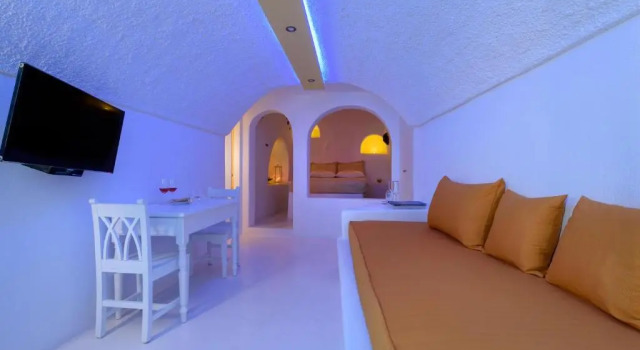 Двухместный люкс Abyssos с видом на Кальдеру, море и закат Abyssanto Suites and Spa