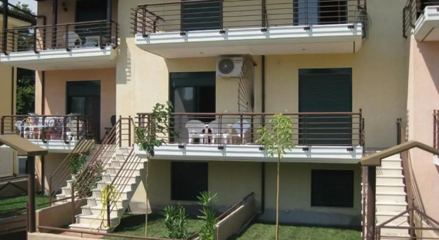Апартаменты с балконом Elena Apartments