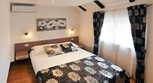 Deluxe Apartments & Rooms Sarella