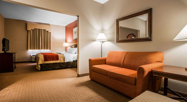 Comfort Inn & Suites Lenoir Hwy 321 Northern Foothills