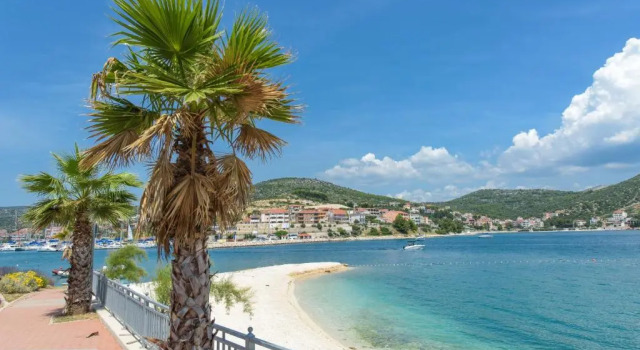 Апартаменты Beach Apartment Marina
