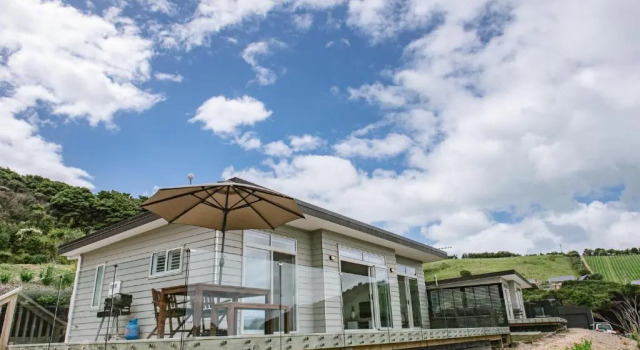 Te Whau Bach Apartments