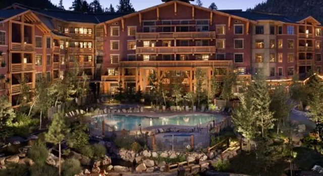 Одноместный люкс The Village Lodge