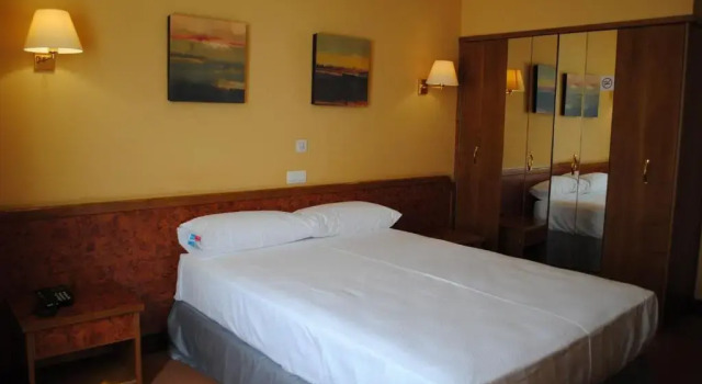 Двухместный номер Standard Hotel Gernika