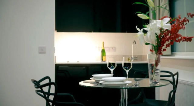 Студия Premium Golden Square Soho