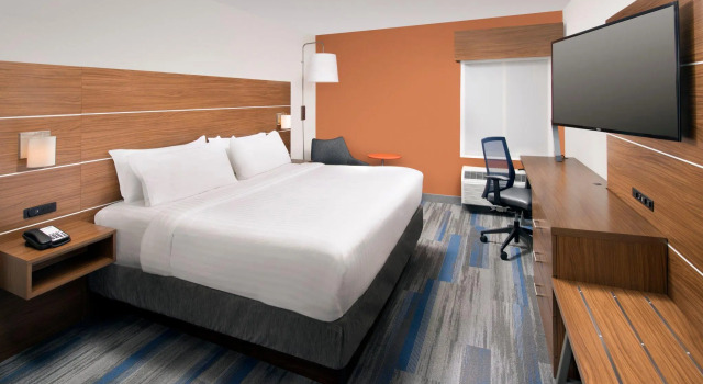 Двухместный номер Standard Holiday Inn Express & Suites College Park - University Area by IHG