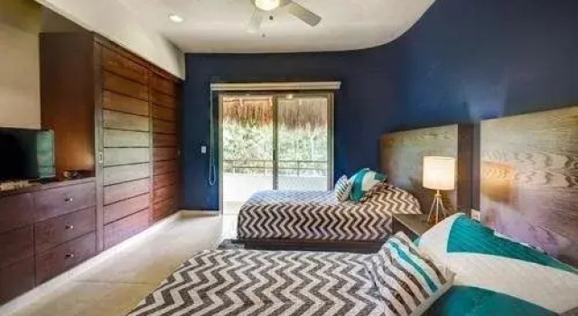 Delfino Penthouse, Prenota Hotel Zama 