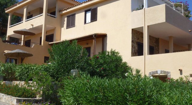 Apartments in Baia de Bahas Golfo di Marinella, Book Lejlighed Golfo Aranci Emerald Coast