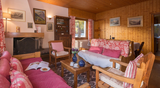 Chalet L'Avenaz, Забронировать Шале Виллы Овернь-Рона-Альпы, Вилла