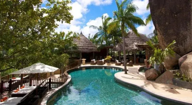 Cerf Island Resort, Buchen Sie Resort Cerf Insel Mahé