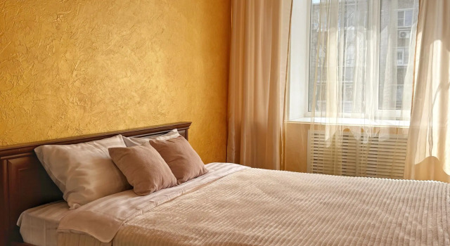 Spacious and cozy holiday apartment at 61 Saltykov-Shchedrin, Prenota Appartamento Jaroslavl' 