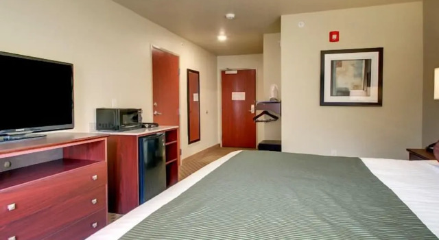 Castle Rock Inn & Suites, Rezerwuj Hotel Quinter Kansas