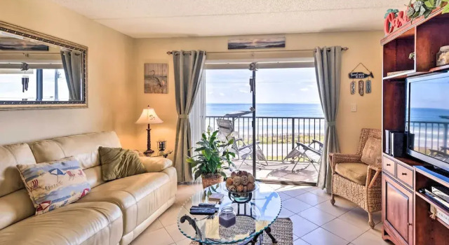 Апартаменты Ormond Beach Condo w/ Balcony & Views