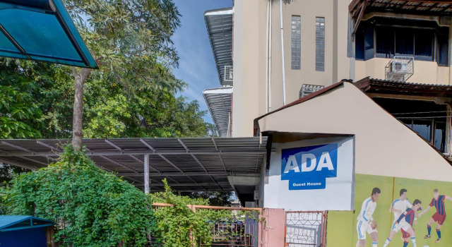 Hotel O Ada Guest House, Rezerwuj Pensjonat Medan Sumatra