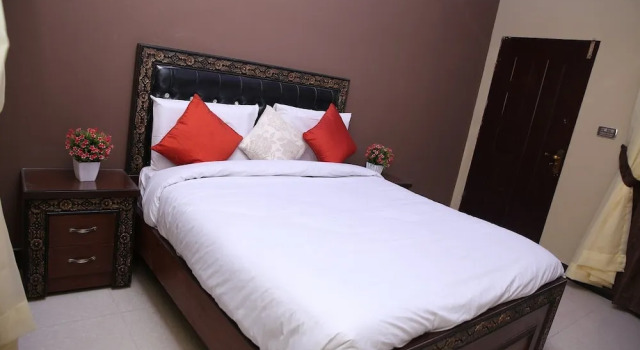 Hotel Paradise Lounge, Réserver Hôtel Hôtels à Hyderabad avec petit-déjeuner, Petit-déjeuner