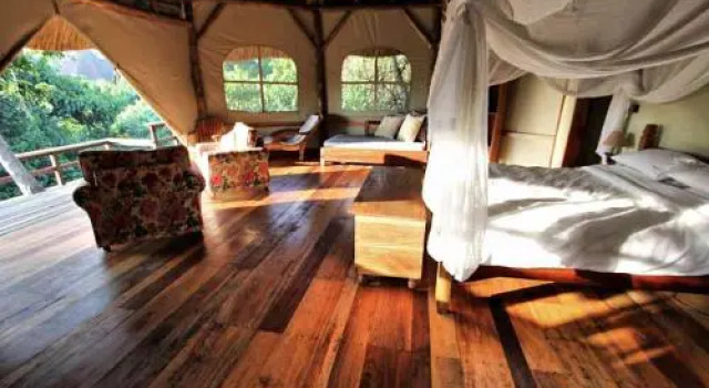 Lemala Wildwaters Lodge, Book Hotel 3-stjernede hoteller i Kangulumira, 3*