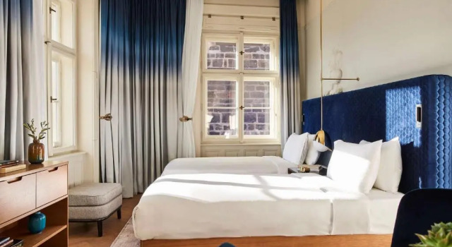 Deluxe Twin room Andaz Prague, By Hyatt