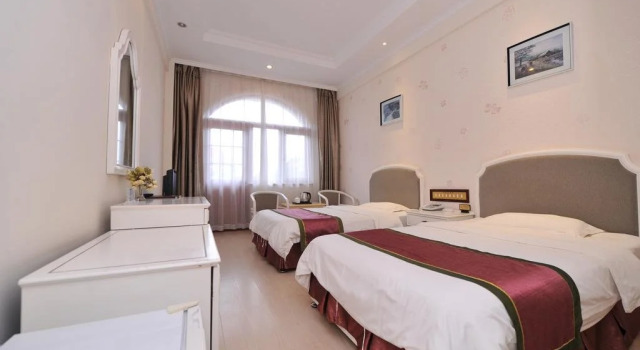 Beidaihe Deyuan Hotel, Book Hotel Qinhuangdao Hebei