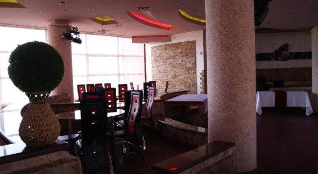 Cherry Hotel