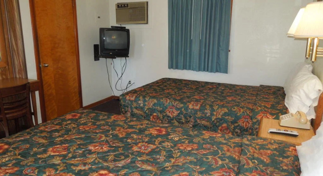 Delux Inn