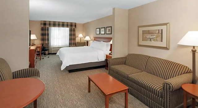 Двухместная студия Holiday Inn Express Hotel & Suites Seabrook by IHG