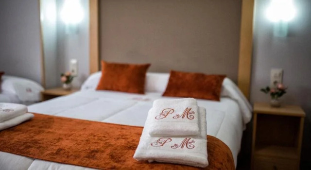 Hostal Maribel, Забронировать Отель Пино А-Корунья