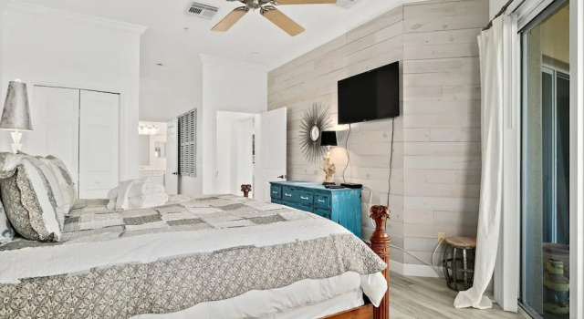 Коттедж New Luxury Ocean Front 3 Bedroom 2 Bath Condo Sleeps 8 Cinnamon Beach Resort
