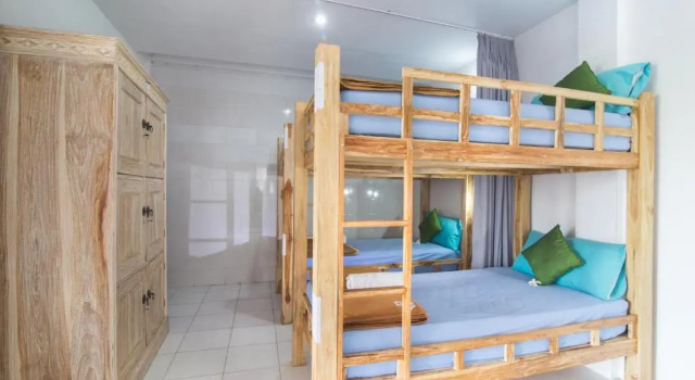 Кровать в общем номере Grand Sea View Lembongan