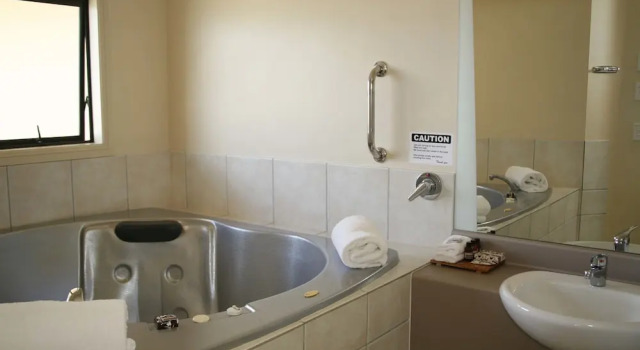 Семейный люкс c 1 комнатой Tuscany Villas Whakatane