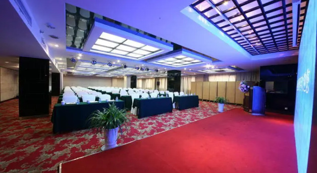 Xian Meihua Goldentang International Hotel, Boek Hotel Hotels in Shaanxi met parkeren, Parkeren