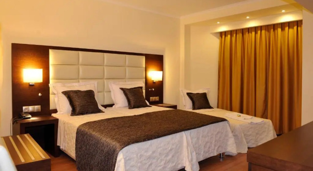 Трёхместный номер Standard Europa Hotel