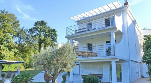Vlado - 100 m from pebble beach - SA6(2), Prenota Hotel Njivice 