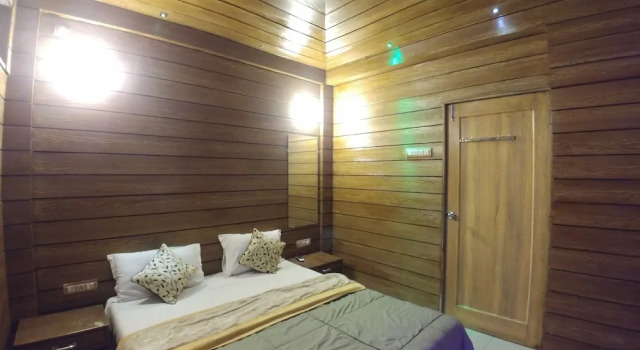 Коттедж с 3 комнатами Hill Forest Resort Lonavala