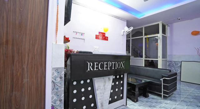 Hotel O Plus One Hotel Residency, Забронировать Отель Отели Нью-Дели с парковкой, Парковка