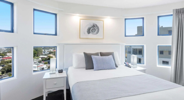 Ramada Resort by Wyndham Golden Beach, Buchen Sie Resort Hotels in Caloundra mit Pool, Schwimmbad