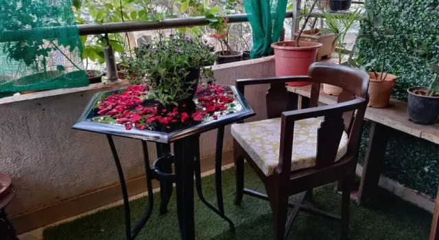 Beautiful and cosy 2 bhk flat near airport