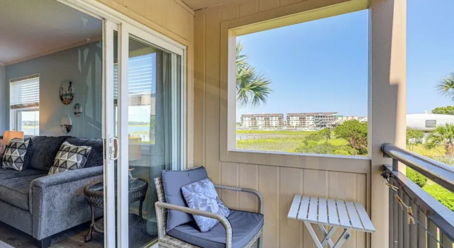 Апартаменты с 2 комнатами с балконом Private Beach & Pool Access: Murrells Inlet Condo!