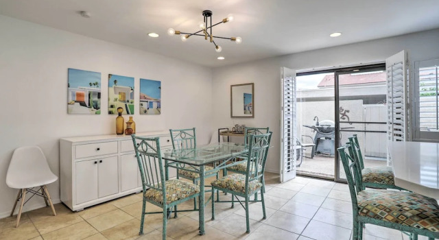 Апартаменты с 3 комнатами Modern Palm Springs Townhome Near Golf Courses