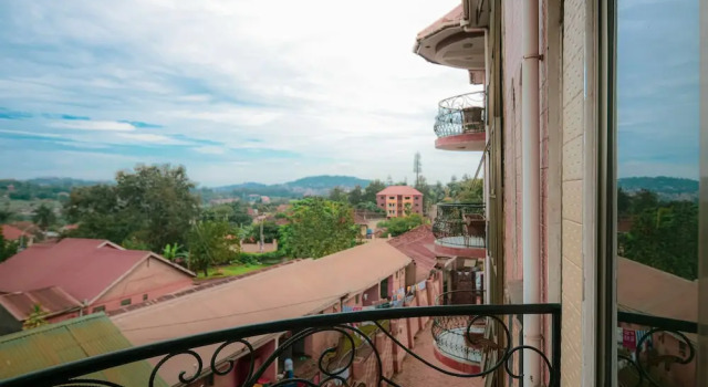 Evelyn Apartments Kampala