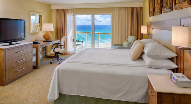 Двухместный номер Standard с балконом и с видом на океан Fort Lauderdale Marriott Pompano Beach Resort