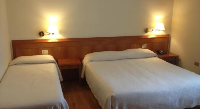 Трёхместный номер Standard Hotel Cristallo