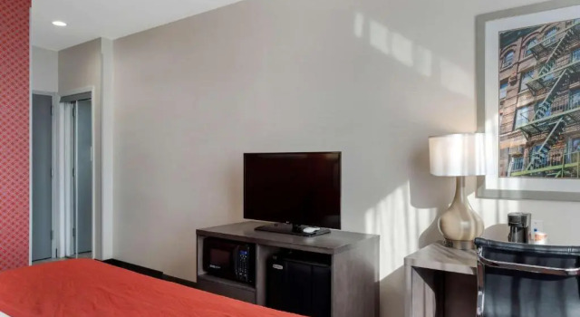 Номер Standard Comfort Inn & Suites near Stadium