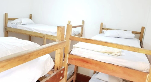 Urcututo House - Hostel, Забронировать Хостел Отели в центре Икитос, в центре
