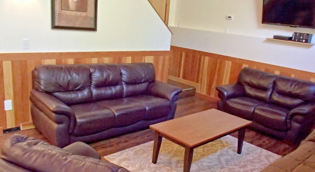 Mt Baker Lodging Cabin 2 - New 4 Bedroom, 2 Bath That Sleeps up to 10-persons, Prenota Casa vacanze Warnick Stati Uniti